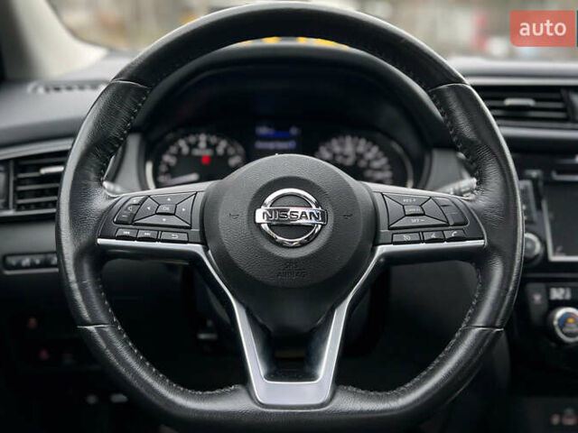 Оранжевый Ниссан Кашкай, объемом двигателя 2 л и пробегом 67 тыс. км за 17700 $, фото 10 на Automoto.ua