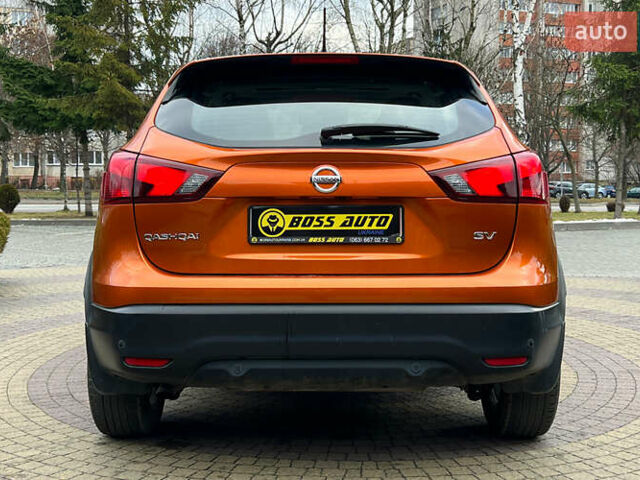 Оранжевый Ниссан Кашкай, объемом двигателя 2 л и пробегом 67 тыс. км за 17700 $, фото 6 на Automoto.ua