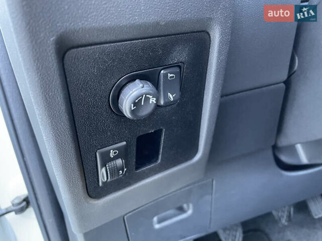 Белый Ниссан Кашкай 2, объемом двигателя 1.5 л и пробегом 237 тыс. км за 8999 $, фото 17 на Automoto.ua