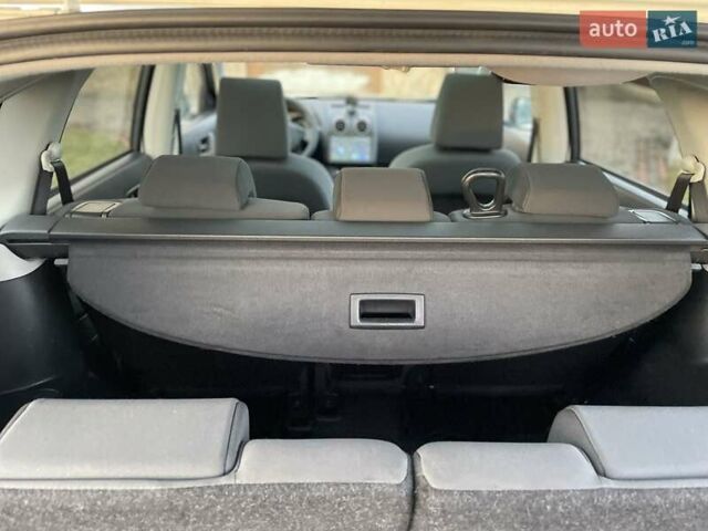 Белый Ниссан Кашкай 2, объемом двигателя 2 л и пробегом 252 тыс. км за 8950 $, фото 40 на Automoto.ua