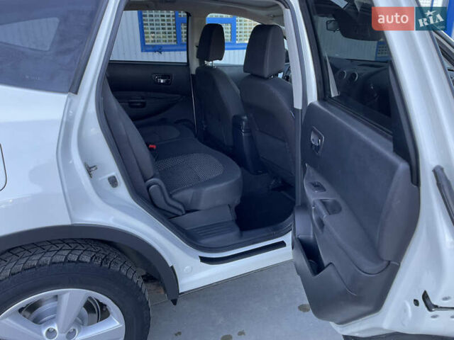 Ниссан Кашкай 2 2009 в Косове на Automoto.ua Белый Ниссан Кашкай 2, объемом двигателя 1.5 л и пробегом 236 тыс. км за 9300 $, фото 12 на Automoto.ua