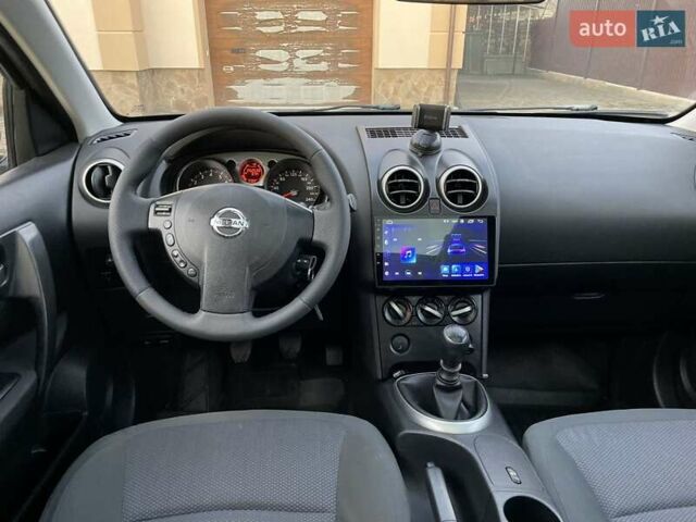 Белый Ниссан Кашкай 2, объемом двигателя 2 л и пробегом 252 тыс. км за 8950 $, фото 37 на Automoto.ua