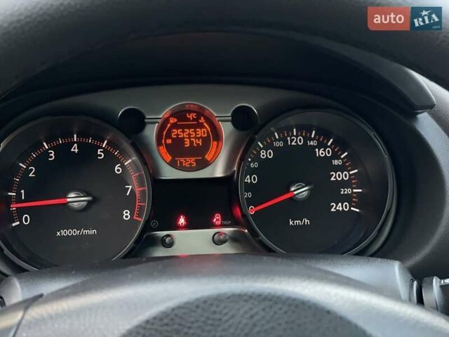 Белый Ниссан Кашкай 2, объемом двигателя 2 л и пробегом 252 тыс. км за 8950 $, фото 44 на Automoto.ua