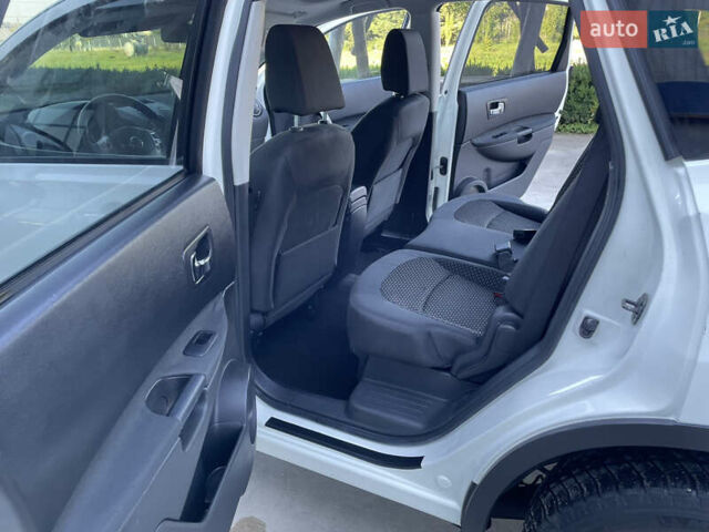 Белый Ниссан Кашкай 2, объемом двигателя 1.5 л и пробегом 237 тыс. км за 8999 $, фото 11 на Automoto.ua