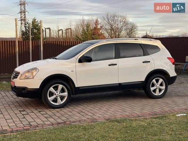 Белый Ниссан Кашкай 2, объемом двигателя 2 л и пробегом 252 тыс. км за 8950 $, фото 1 на Automoto.ua