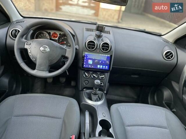 Белый Ниссан Кашкай 2, объемом двигателя 2 л и пробегом 252 тыс. км за 8950 $, фото 32 на Automoto.ua