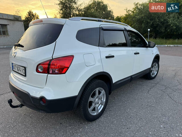 Білий Ніссан Кашкай 2, об'ємом двигуна 1.6 л та пробігом 250 тис. км за 9500 $, фото 6 на Automoto.ua