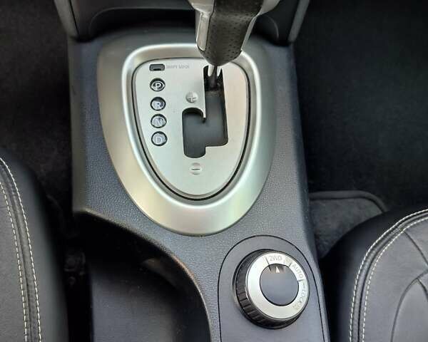 Белый Ниссан Кашкай 2, объемом двигателя 2 л и пробегом 240 тыс. км за 12750 $, фото 33 на Automoto.ua