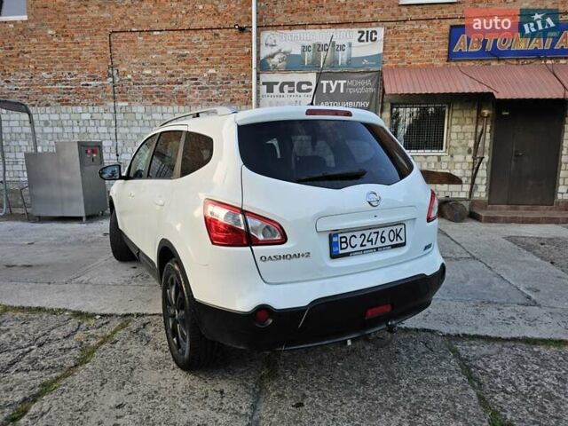 Белый Ниссан Кашкай 2, объемом двигателя 1.46 л и пробегом 266 тыс. км за 9800 $, фото 10 на Automoto.ua