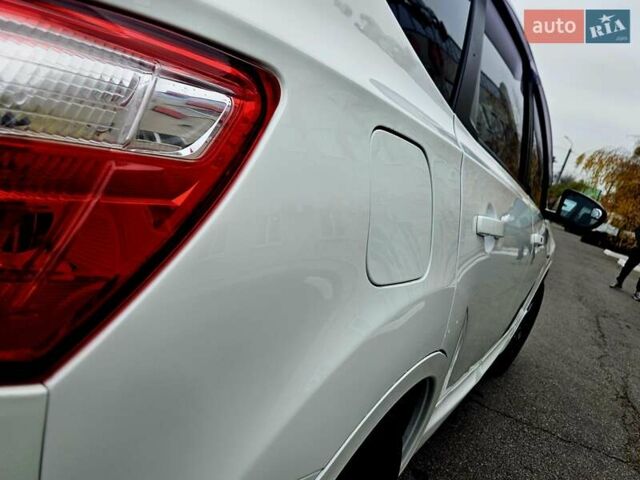 Білий Ніссан Кашкай 2, об'ємом двигуна 2 л та пробігом 187 тис. км за 10900 $, фото 40 на Automoto.ua