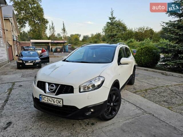 Белый Ниссан Кашкай 2, объемом двигателя 1.46 л и пробегом 266 тыс. км за 9800 $, фото 1 на Automoto.ua