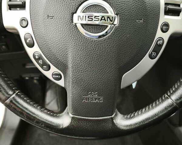 Белый Ниссан Кашкай 2, объемом двигателя 1.5 л и пробегом 298 тыс. км за 9800 $, фото 21 на Automoto.ua