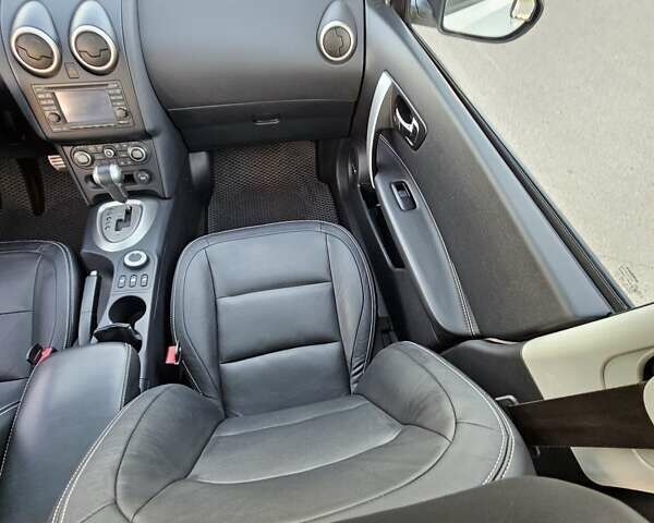 Белый Ниссан Кашкай 2, объемом двигателя 2 л и пробегом 187 тыс. км за 11300 $, фото 79 на Automoto.ua