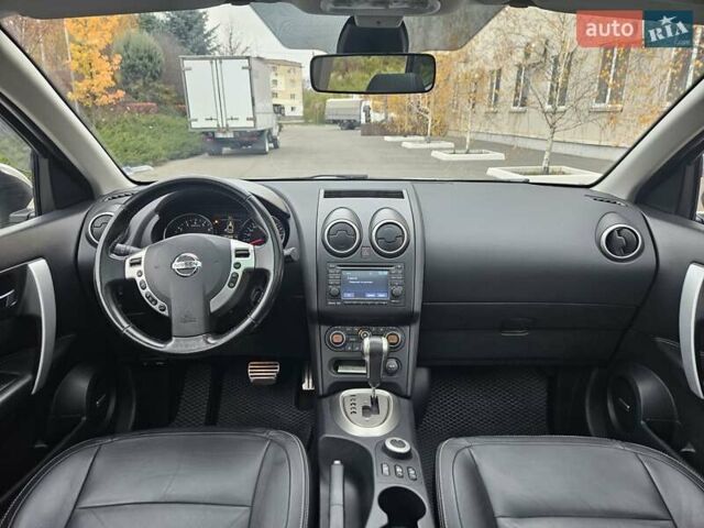 Білий Ніссан Кашкай 2, об'ємом двигуна 2 л та пробігом 187 тис. км за 10900 $, фото 61 на Automoto.ua