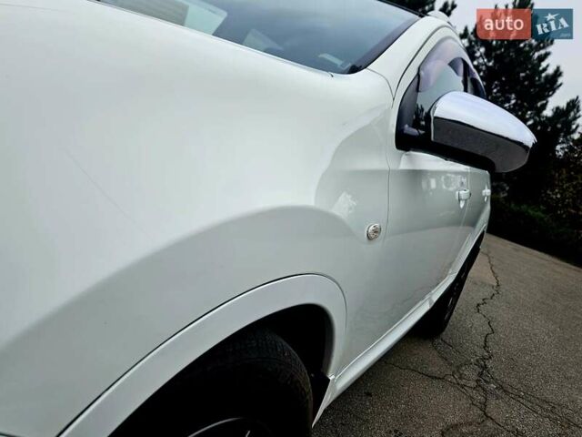 Білий Ніссан Кашкай 2, об'ємом двигуна 2 л та пробігом 187 тис. км за 10900 $, фото 28 на Automoto.ua