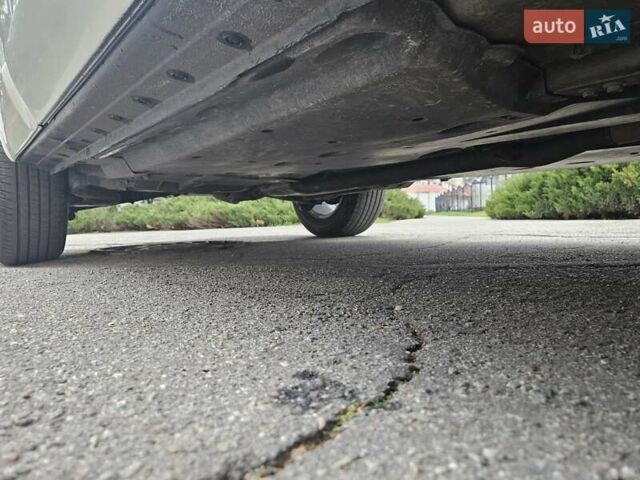 Білий Ніссан Кашкай 2, об'ємом двигуна 2 л та пробігом 187 тис. км за 10900 $, фото 37 на Automoto.ua