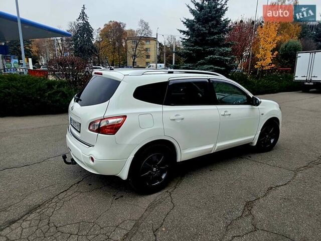 Білий Ніссан Кашкай 2, об'ємом двигуна 2 л та пробігом 187 тис. км за 10900 $, фото 12 на Automoto.ua