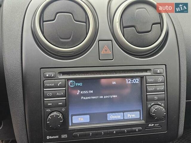 Білий Ніссан Кашкай 2, об'ємом двигуна 2 л та пробігом 187 тис. км за 10900 $, фото 93 на Automoto.ua