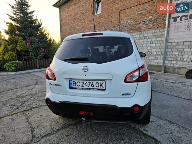 Белый Ниссан Кашкай 2, объемом двигателя 1.46 л и пробегом 266 тыс. км за 9800 $, фото 12 на Automoto.ua