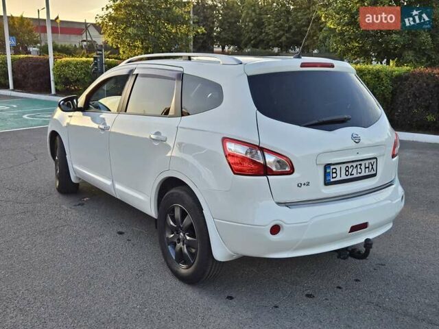 Белый Ниссан Кашкай 2, объемом двигателя 2 л и пробегом 187 тыс. км за 11300 $, фото 8 на Automoto.ua