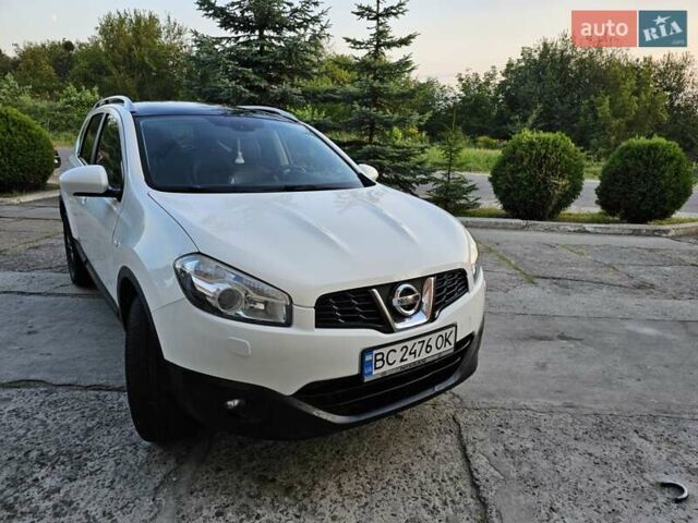 Белый Ниссан Кашкай 2, объемом двигателя 1.46 л и пробегом 266 тыс. км за 9800 $, фото 24 на Automoto.ua
