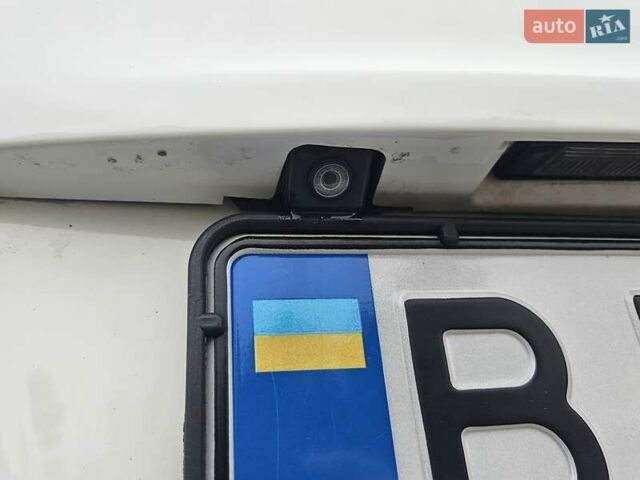 Білий Ніссан Кашкай 2, об'ємом двигуна 2 л та пробігом 187 тис. км за 10900 $, фото 45 на Automoto.ua