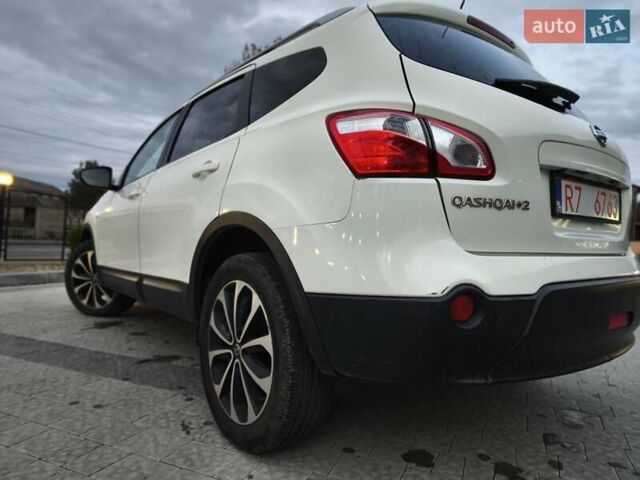Белый Ниссан Кашкай 2, объемом двигателя 1.5 л и пробегом 298 тыс. км за 9800 $, фото 10 на Automoto.ua