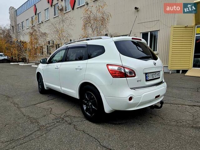 Білий Ніссан Кашкай 2, об'ємом двигуна 2 л та пробігом 187 тис. км за 10900 $, фото 18 на Automoto.ua
