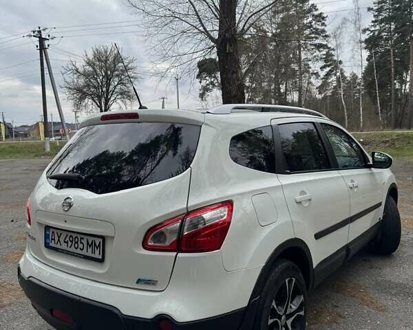 Білий Ніссан Кашкай 2, об'ємом двигуна 1.5 л та пробігом 151 тис. км за 10699 $, фото 1 на Automoto.ua