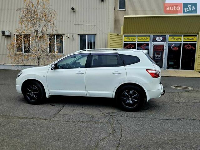 Білий Ніссан Кашкай 2, об'ємом двигуна 2 л та пробігом 187 тис. км за 10900 $, фото 20 на Automoto.ua