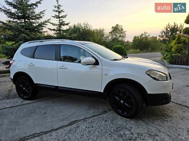 Белый Ниссан Кашкай 2, объемом двигателя 1.46 л и пробегом 266 тыс. км за 9800 $, фото 19 на Automoto.ua