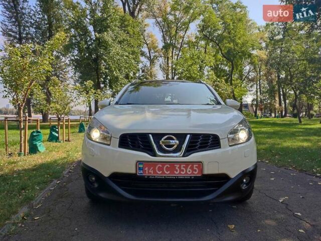 Белый Ниссан Кашкай 2, объемом двигателя 2 л и пробегом 240 тыс. км за 12750 $, фото 18 на Automoto.ua