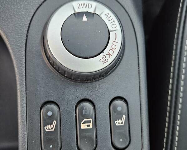Белый Ниссан Кашкай 2, объемом двигателя 2 л и пробегом 187 тыс. км за 11350 $, фото 27 на Automoto.ua