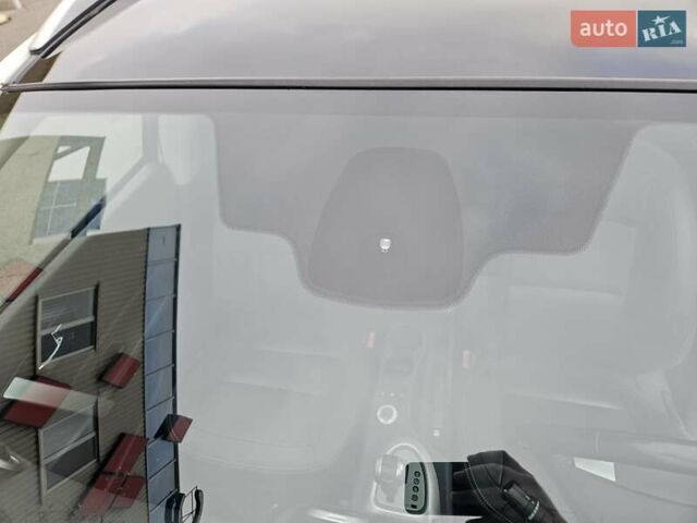 Білий Ніссан Кашкай 2, об'ємом двигуна 2 л та пробігом 187 тис. км за 10900 $, фото 44 на Automoto.ua