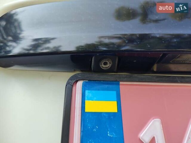 Белый Ниссан Кашкай 2, объемом двигателя 2 л и пробегом 240 тыс. км за 12750 $, фото 64 на Automoto.ua