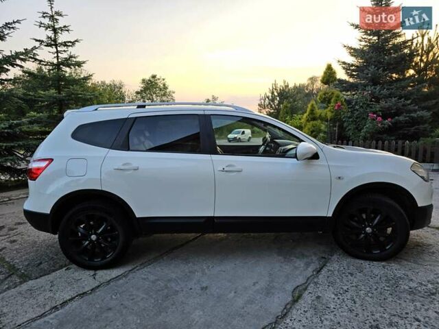 Белый Ниссан Кашкай 2, объемом двигателя 1.46 л и пробегом 266 тыс. км за 9800 $, фото 20 на Automoto.ua