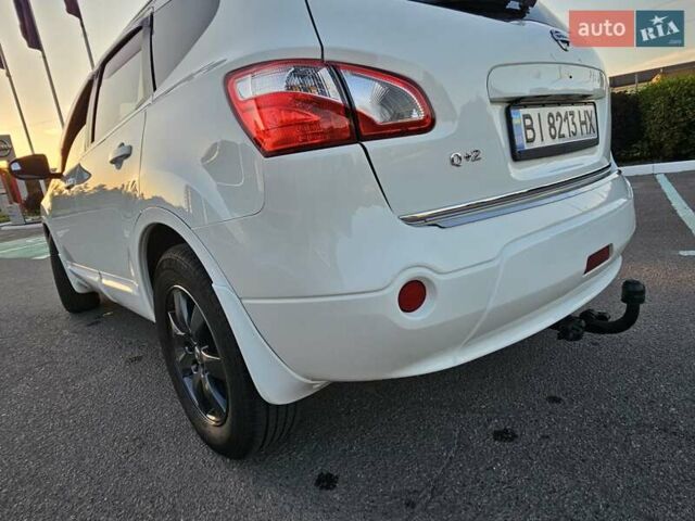 Белый Ниссан Кашкай 2, объемом двигателя 2 л и пробегом 187 тыс. км за 11300 $, фото 38 на Automoto.ua
