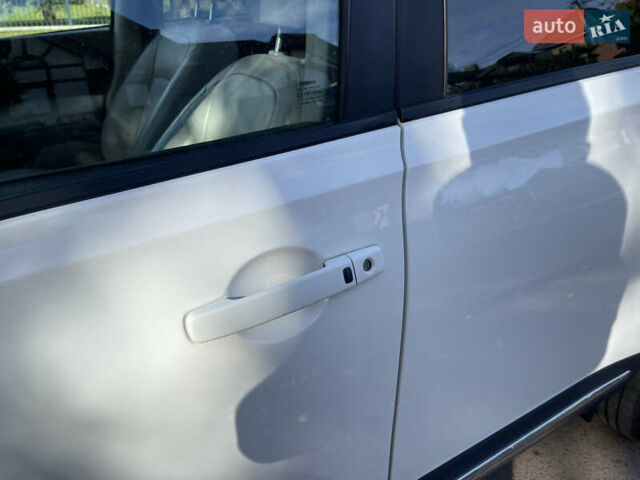 Ниссан Кашкай 2 2010 в Луцке на Automoto.ua Белый Ниссан Кашкай 2, объемом двигателя 1.5 л и пробегом 173 тыс. км за 11500 $, фото 17 на Automoto.ua