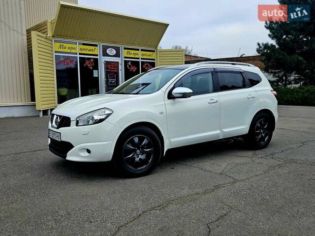 Білий Ніссан Кашкай 2, об'ємом двигуна 2 л та пробігом 187 тис. км за 10900 $, фото 2 на Automoto.ua