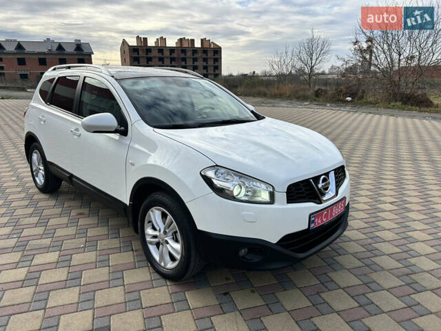 Білий Ніссан Кашкай 2, об'ємом двигуна 1.5 л та пробігом 240 тис. км за 10800 $, фото 8 на Automoto.ua