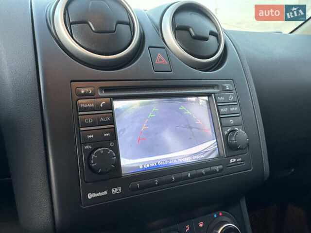 Белый Ниссан Кашкай 2, объемом двигателя 1.46 л и пробегом 213 тыс. км за 10600 $, фото 14 на Automoto.ua