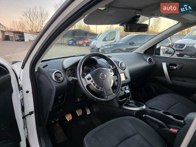 Белый Ниссан Кашкай 2, объемом двигателя 1.5 л и пробегом 227 тыс. км за 10400 $, фото 33 на Automoto.ua
