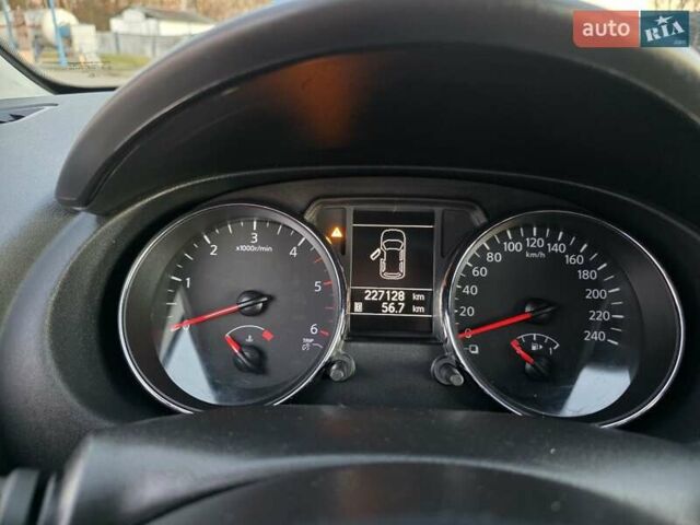 Белый Ниссан Кашкай 2, объемом двигателя 1.5 л и пробегом 227 тыс. км за 10400 $, фото 27 на Automoto.ua