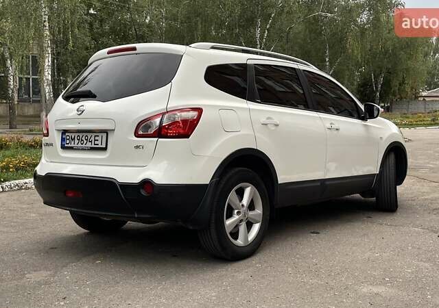 Білий Ніссан Кашкай 2, об'ємом двигуна 1.5 л та пробігом 211 тис. км за 12000 $, фото 5 на Automoto.ua