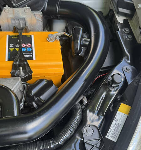 Білий Ніссан Кашкай 2, об'ємом двигуна 2 л та пробігом 170 тис. км за 11999 $, фото 64 на Automoto.ua