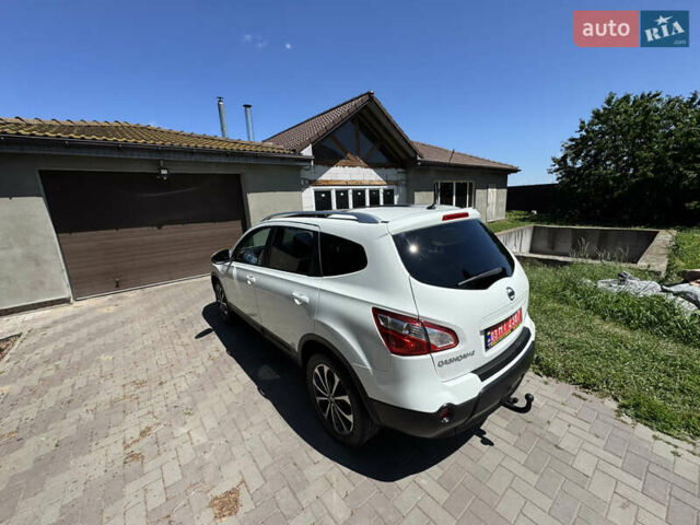 Білий Ніссан Кашкай 2, об'ємом двигуна 2 л та пробігом 220 тис. км за 14500 $, фото 12 на Automoto.ua