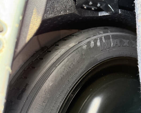 Білий Ніссан Кашкай 2, об'ємом двигуна 2 л та пробігом 204 тис. км за 11300 $, фото 20 на Automoto.ua