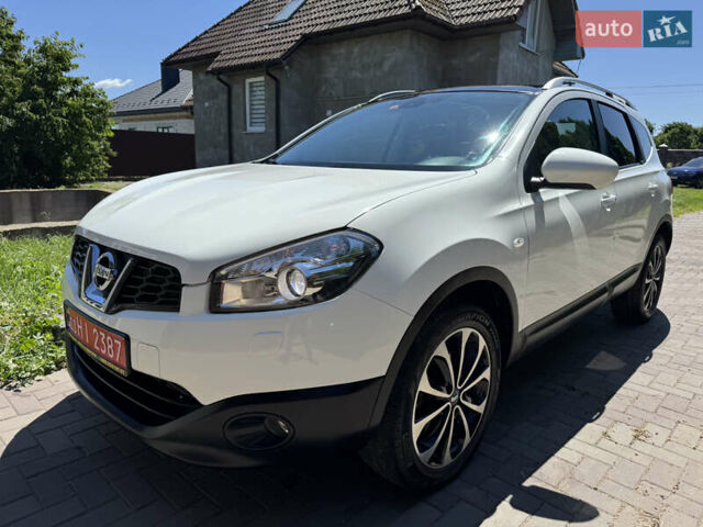 Білий Ніссан Кашкай 2, об'ємом двигуна 2 л та пробігом 220 тис. км за 14500 $, фото 7 на Automoto.ua