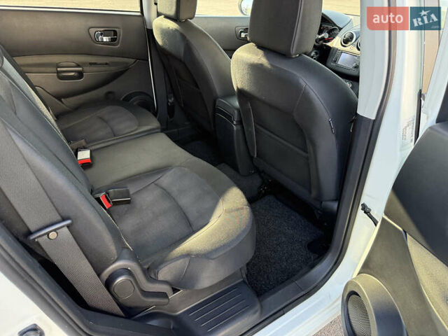 Білий Ніссан Кашкай 2, об'ємом двигуна 2 л та пробігом 204 тис. км за 11300 $, фото 15 на Automoto.ua