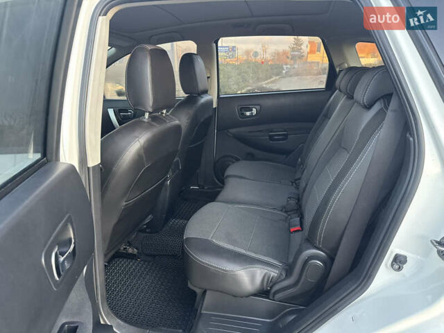 Белый Ниссан Кашкай 2, объемом двигателя 1.46 л и пробегом 213 тыс. км за 10600 $, фото 17 на Automoto.ua